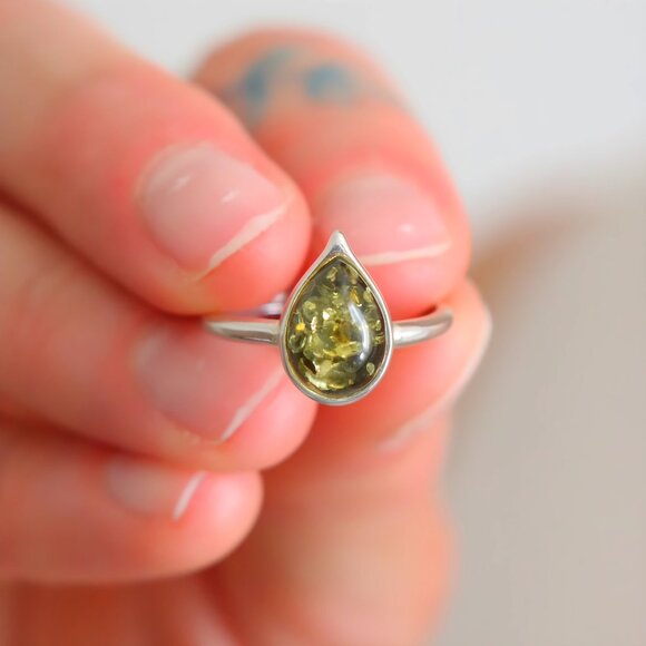 Baltic Green Amber Pear Cut Ring in 925 Sterling Silver Size 8 - Picture 5 of 7